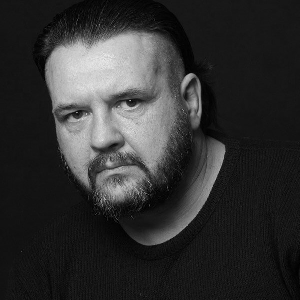 Михайло В